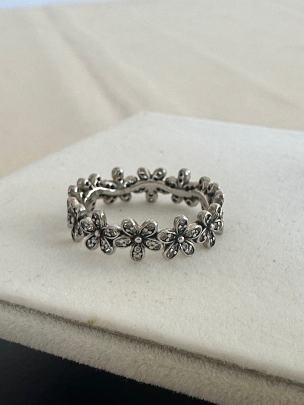 Pandora Daisy Ring